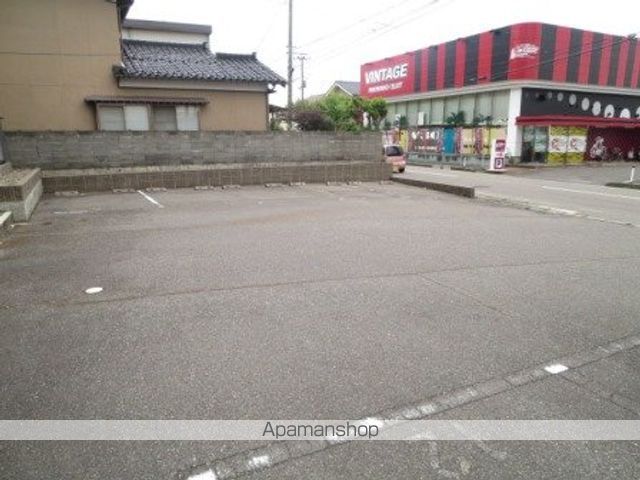 じゅりあん南台の玄関写真