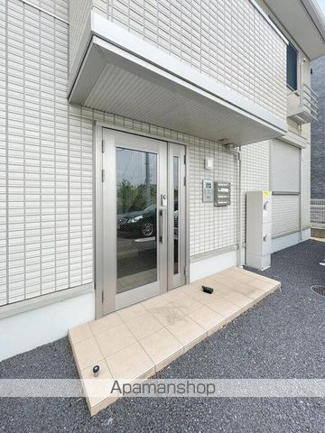 ステラBの玄関写真
