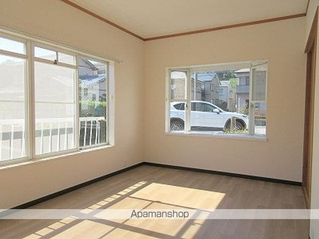 ブッシュクローバー佐鳴台の内装写真