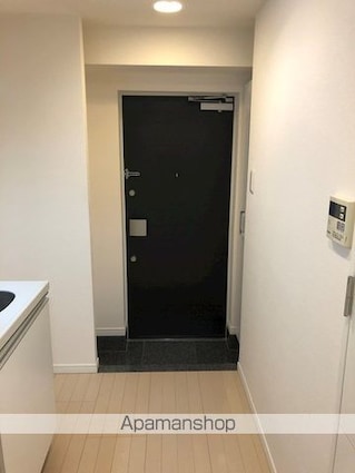 東京都墨田区向島１丁目[1K/21.96m2]の玄関