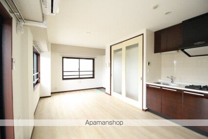 東京都新宿区市谷台町[1R/31.22m2]のリビング・居間