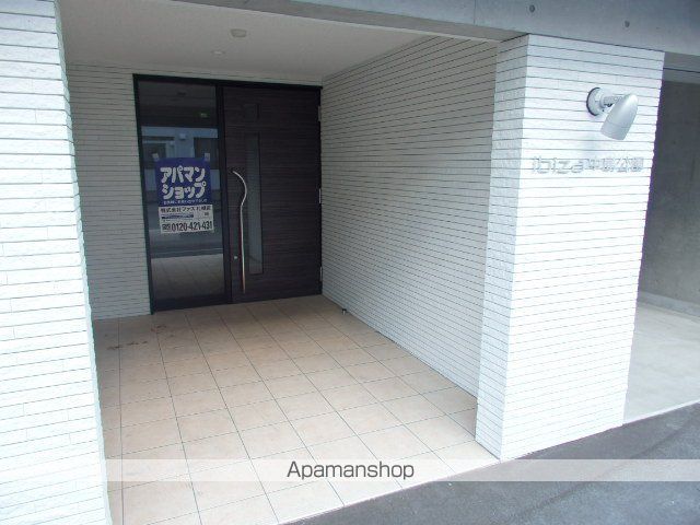 IBIZA中島公園の玄関写真