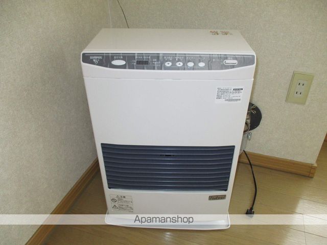 ARM8の内装写真
