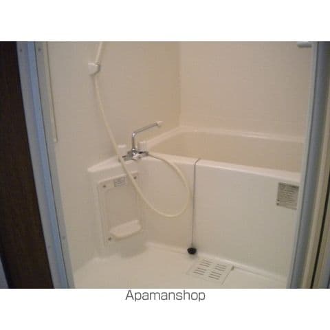 アンプルール リーブル 錦の内装写真