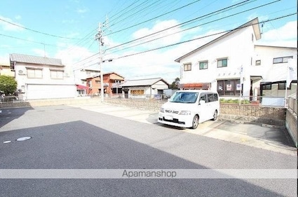 香川県高松市寺井町[3LDK/73.96m2]の共用部1