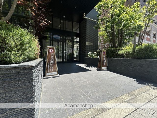 セイルESAKAKOUENの玄関写真