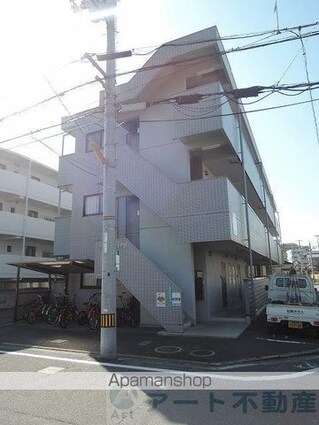 ファミールハイツ[1K/28.98m2]のエントランス1