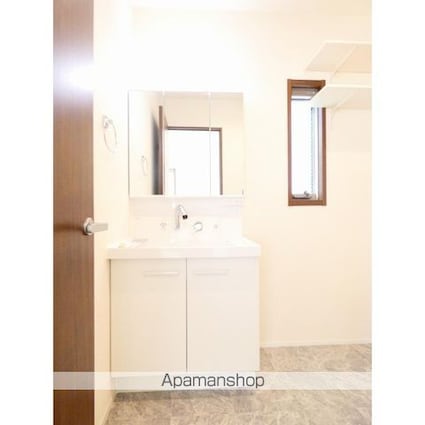 舎人戸建[3LDK/75.24m2]の洗面所