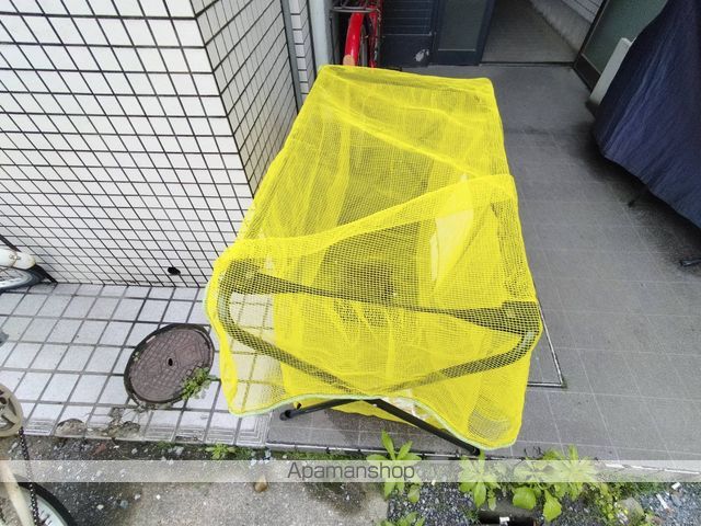 フリーディオ御堂の玄関写真