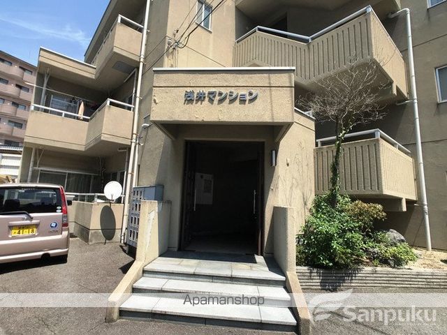 浅井マンションの玄関写真