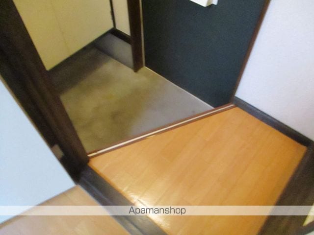 帯広市 2階建 築40年の内装写真