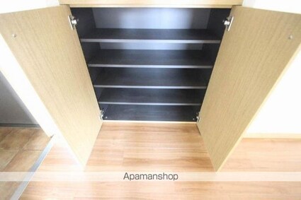 メゾン・ド・クレアＡ棟[2LDK/55.89m2]の内装2