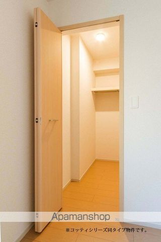 アルバIの内装写真