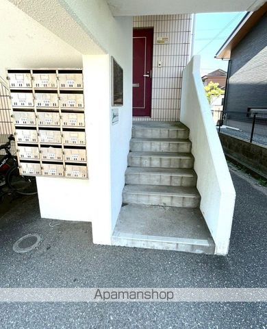 テンダーII番館の玄関写真