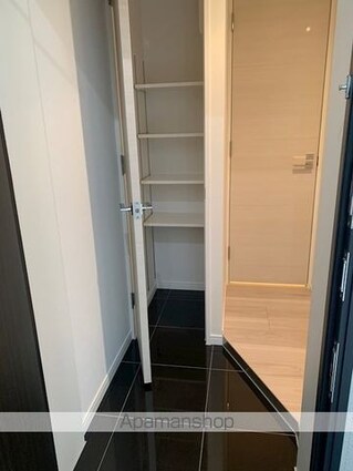 メイクス上野[1LDK/40.82m2]の玄関
