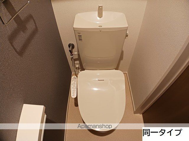 ＪＲ北陸本線 敦賀駅 バス乗車時間：14分 最寄りバス停で下車 徒歩4分 2階建 新築の内装写真