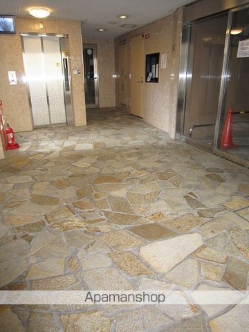エステムコート大阪城南IIの玄関写真