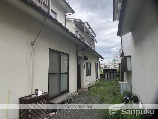 伊予鉄道本町線 本町六丁目駅 徒歩20分 2階建 築38年の外観写真