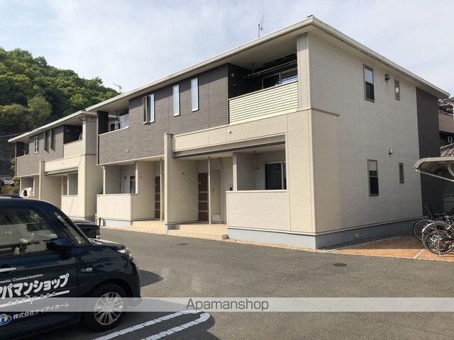 シュトラール　Ｂ[3LDK/67.47m2]の外観2