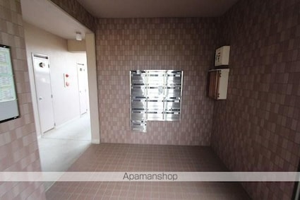 香川県高松市春日町[2LDK/60.97m2]の共用部3