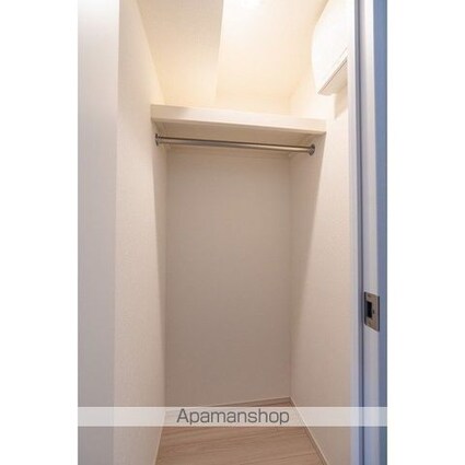 ドゥーエ横濱鶴見[1K/25.69m2]の収納