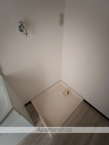ロイヤルハイツ鶴見の内装写真