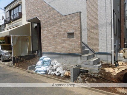 Ｇｒａｎｄｅｕｒ新中野[1R/10m2]のエントランス