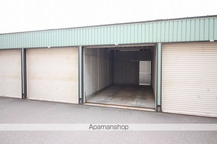 ユカンボシリバーハイツＢ[1LDK/42.03m2]の駐車場1