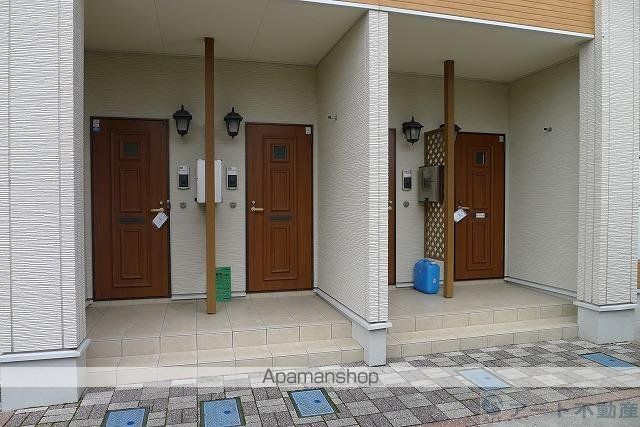 プロムナードK IIの玄関写真