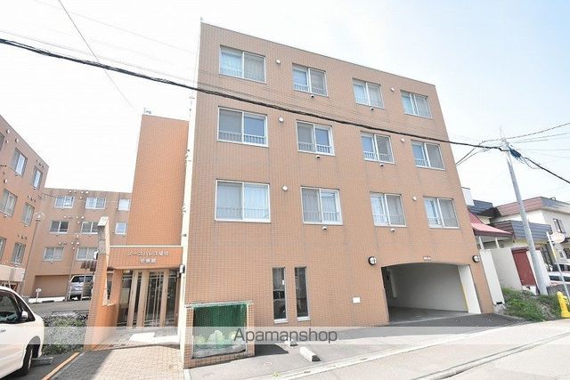 ノースパレス福住参番館の外観写真