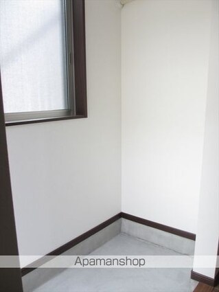 和歌山県和歌山市紀三井寺[1LDK/43.68m2]の玄関