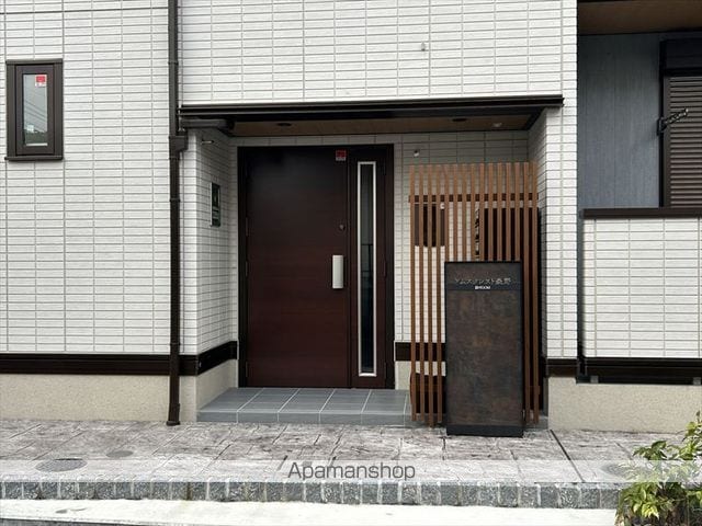 ドムスクレスト森野の玄関写真