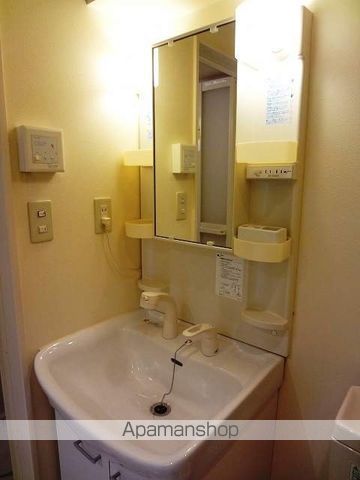 COMPARTMENT環状通の内装写真