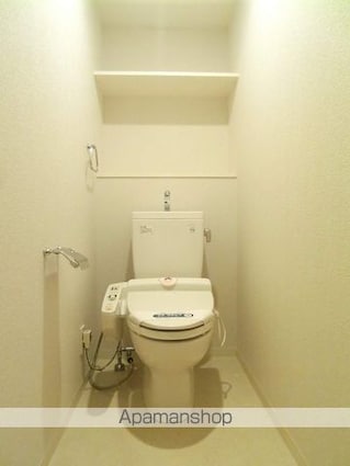 東京都千代田区神田神保町２丁目[1K/30.57m2]のトイレ