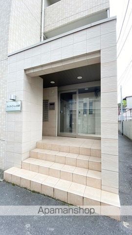 ヴィクトワール大供の玄関写真