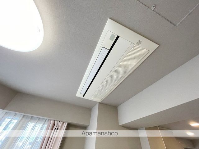 プレミアム菱屋西の内装写真