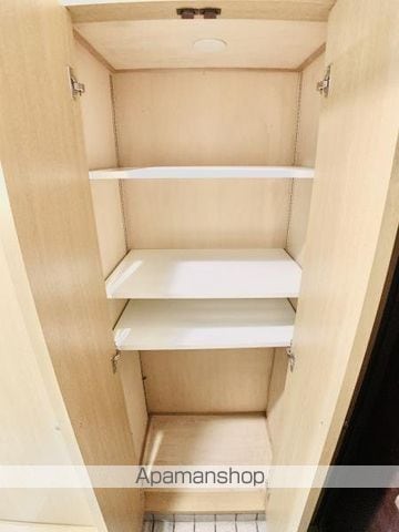 北品川アパートメントの内装写真