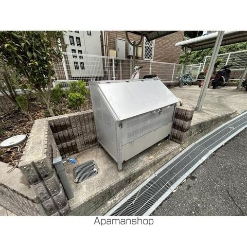 エミュール5の内装写真