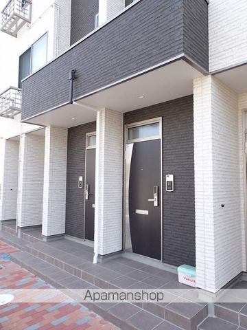 ソレアード大和町3の玄関写真