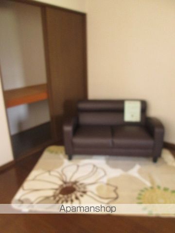 レピュート金山新の内装写真