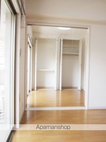 ロイヤルステージ吉塚の内装写真