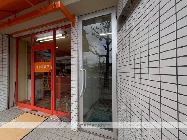 エスパース広電本社前の玄関写真