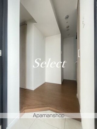 スクエアシティ横濱大通り公園ＡＺ[1K/22.53m2]の玄関