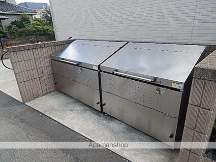 東京都武蔵村山市学園４丁目[2LDK/57.64m2]の共用部3