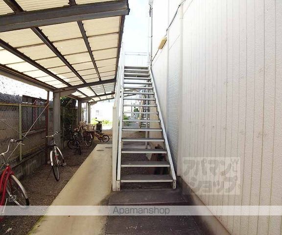 サキハイツ淀の玄関写真