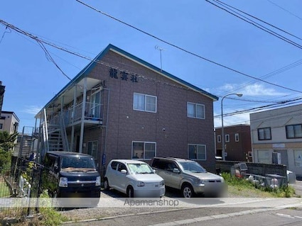 龍雲荘[2LDK/46.28m2]の外観2