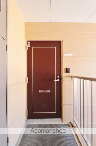 コーポ ラフォーレ Bの玄関写真
