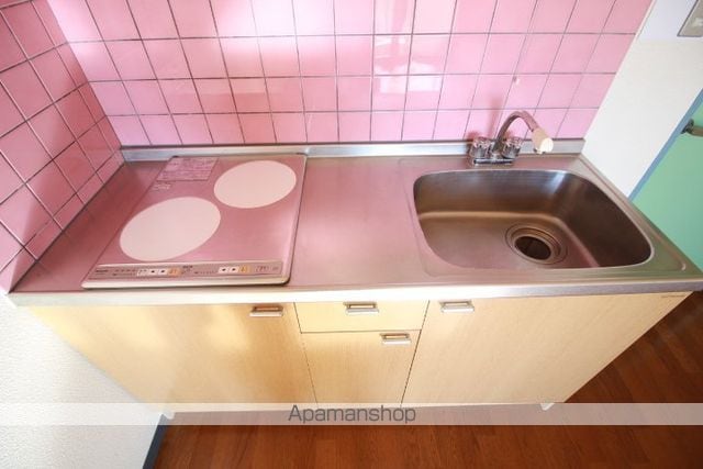 ヴェルサーチにわせの内装写真