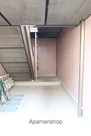 TKハウス.の玄関写真