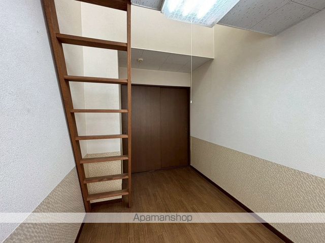 ハンドレッドヴィレッジHの内装写真